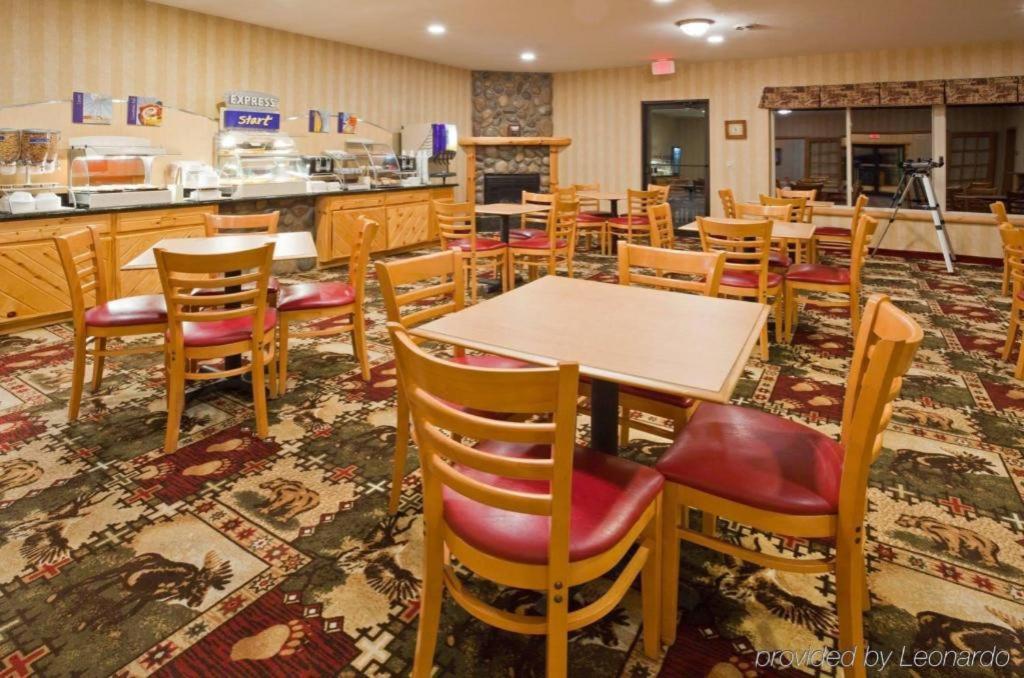 Holiday Inn Express Munising-Lakeview Hotel By Ihg Luaran gambar